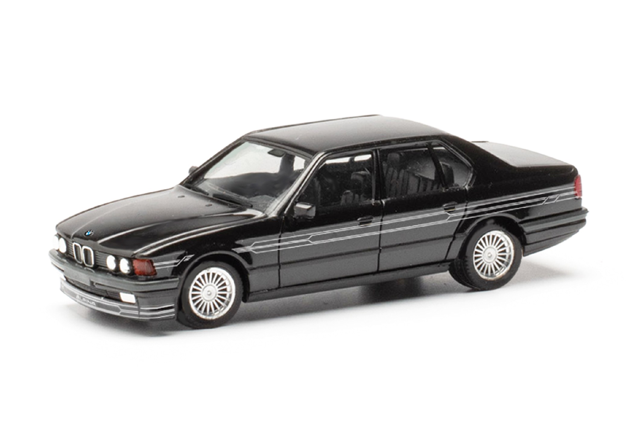BMW-Alpina-B11-3-5-schwarz-11-421133_b_0.jpg