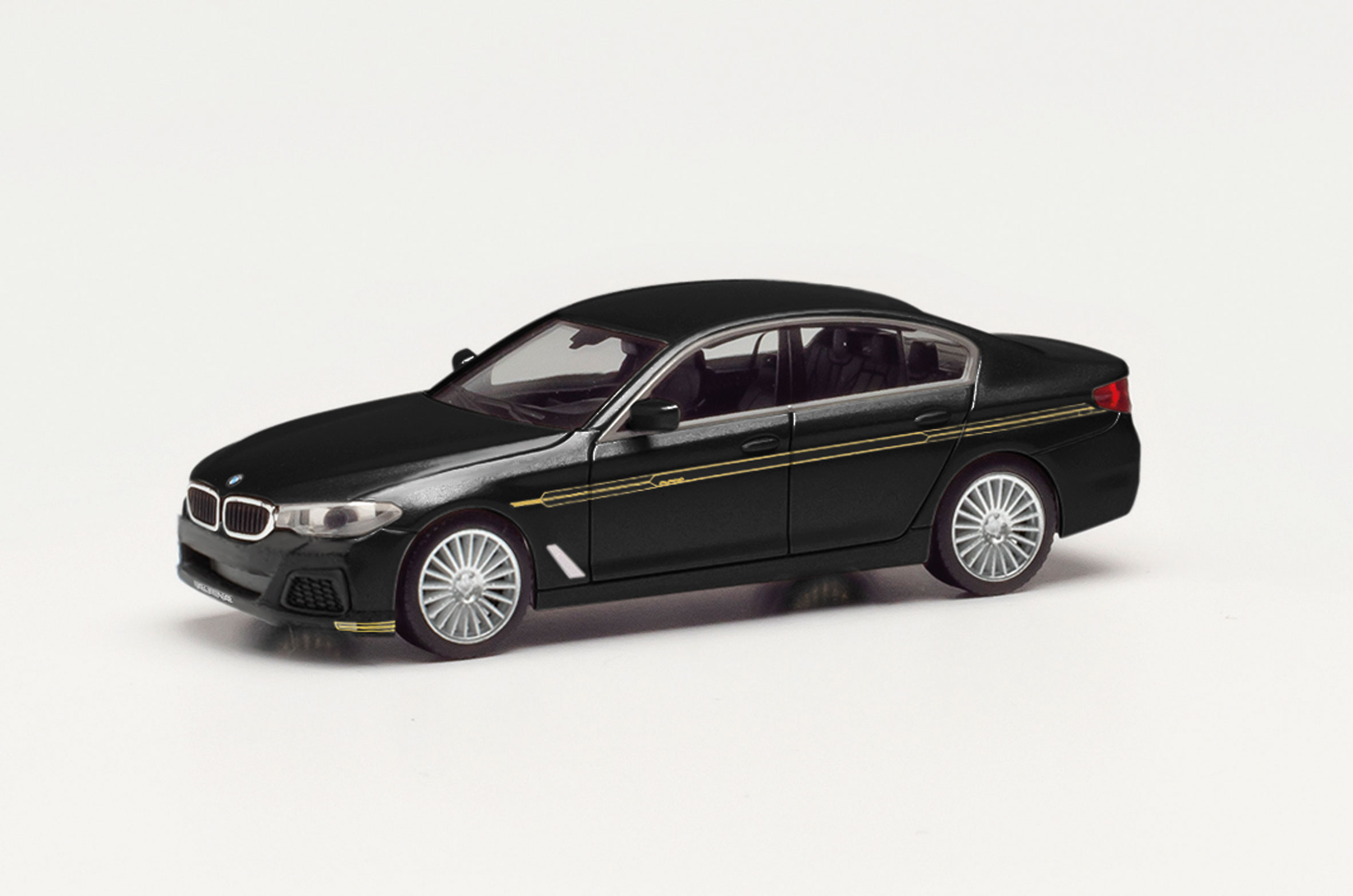 BMW-Alpina-B5-Lim-schwarz-metallic-11-430951_b_0.jpg