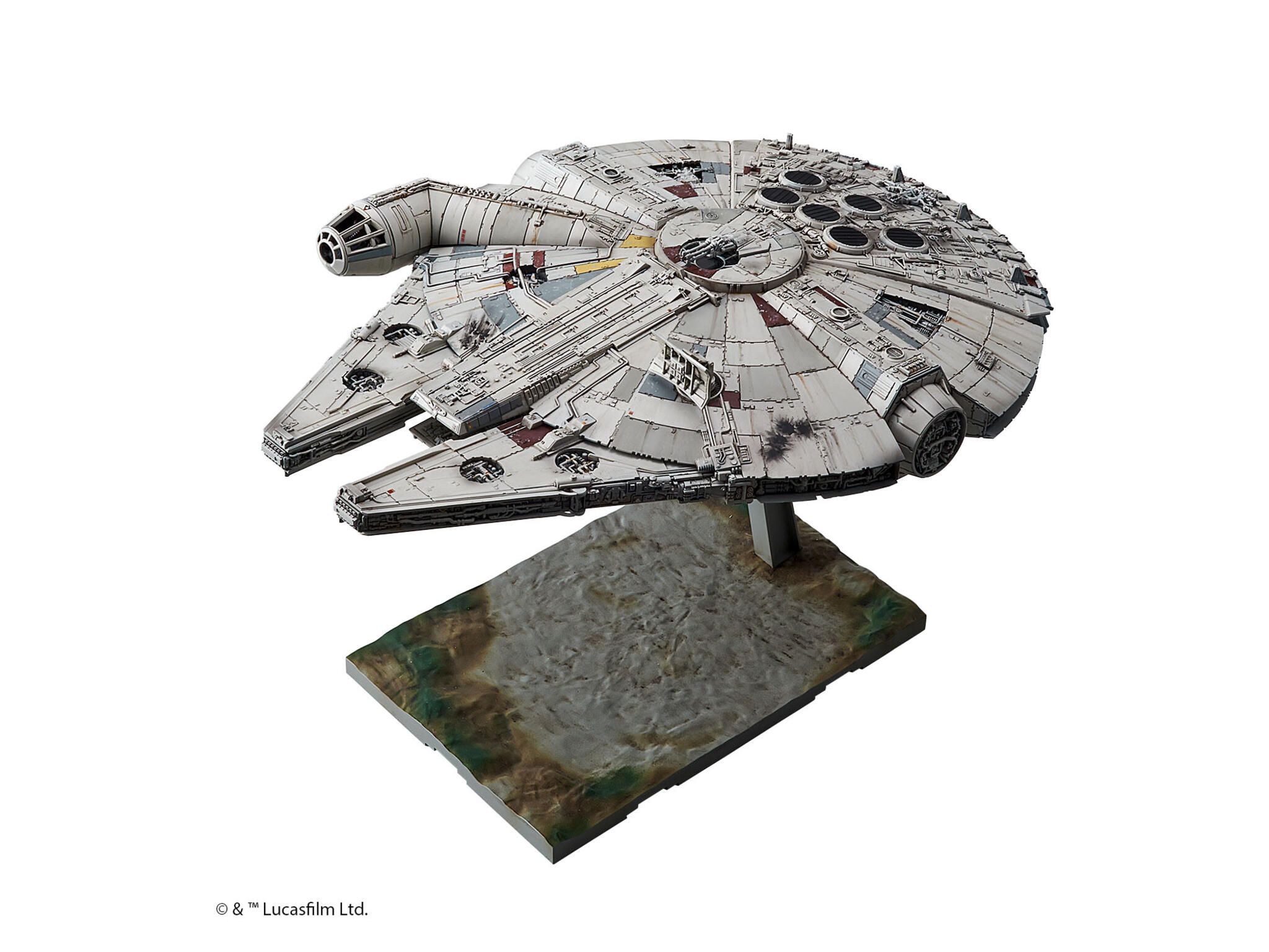 Bandai-Millennium-Falcon-30-01211_b_0.jpg