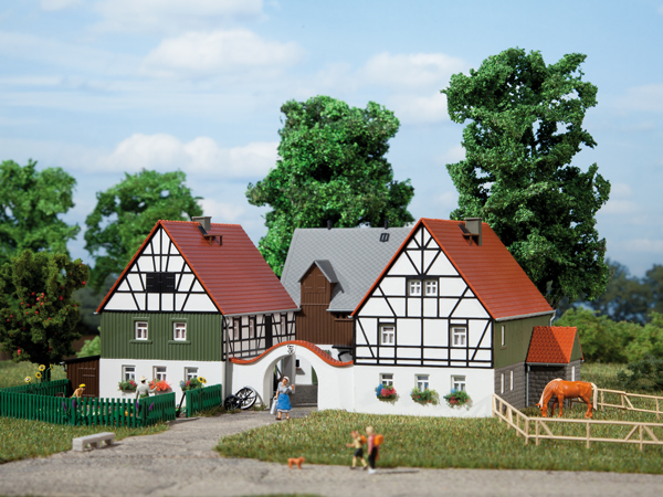 Bauernhof-HO-TT-8-12257_b_0.jpg