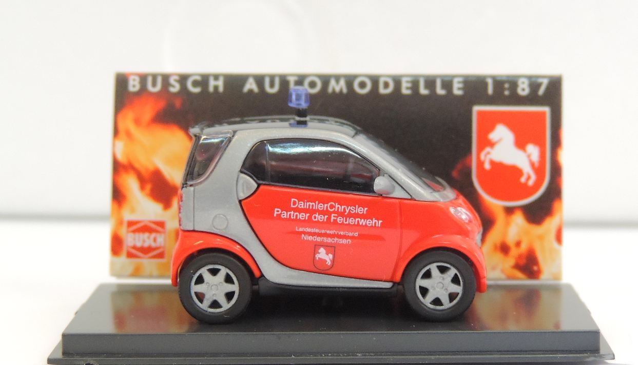 busch-489309-smart-city-coupe-feuerwehr.jpg