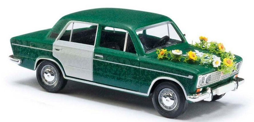 busch-50509-lada-1500-mauerfall.jpg