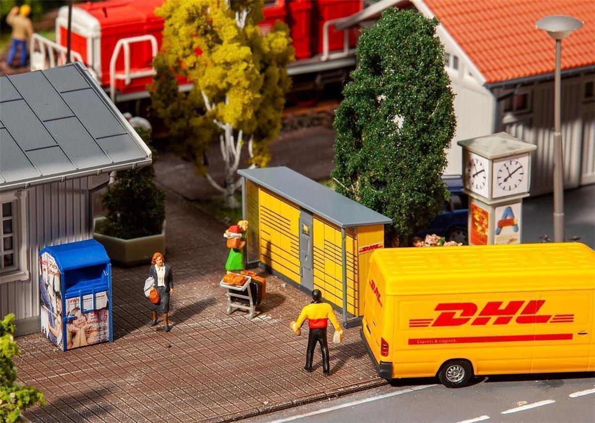faller-180281-2-packstationen-dhl-neuheit-2021.jpg