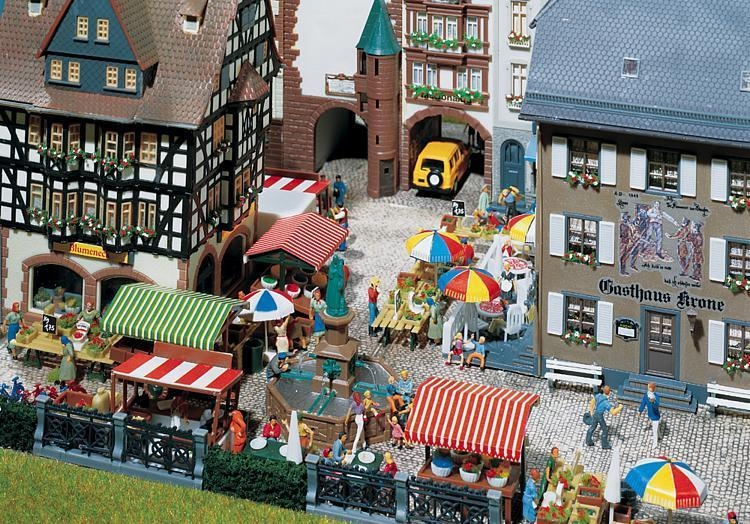 faller-180582-wochenmarkt.jpg