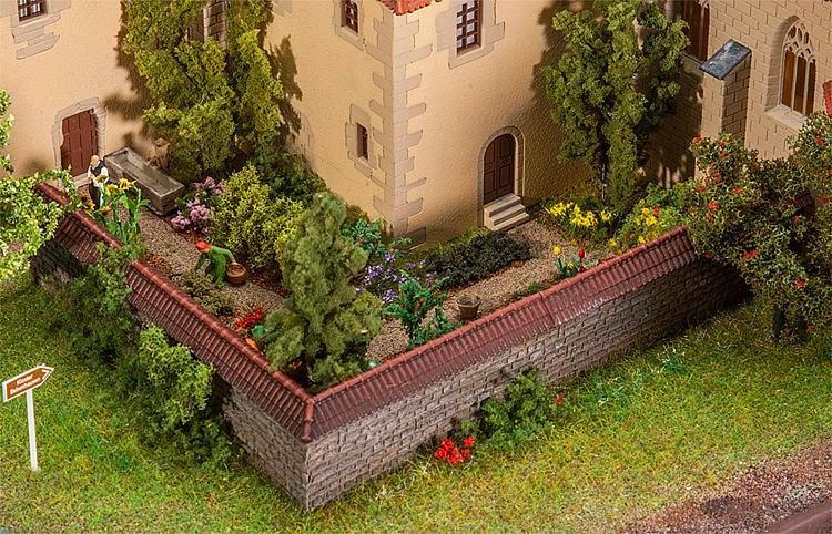 faller-180941-kleine-mauerabdeckung.jpg