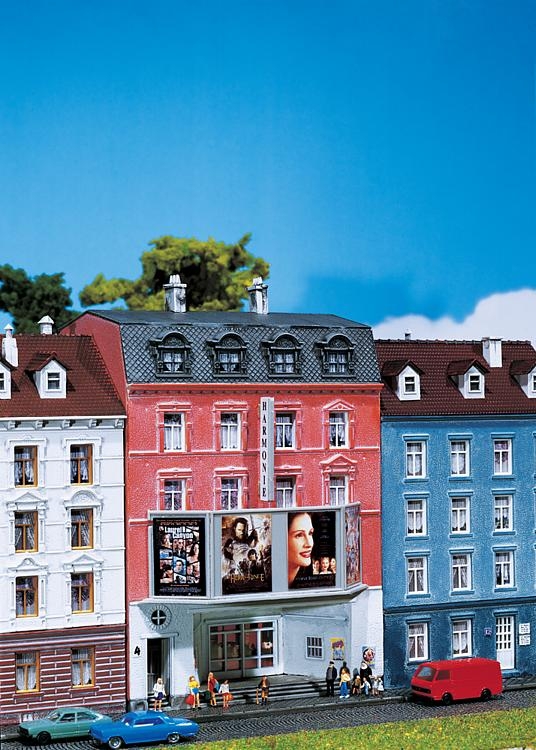 faller-232264-altstadtkino-harmonie.jpg