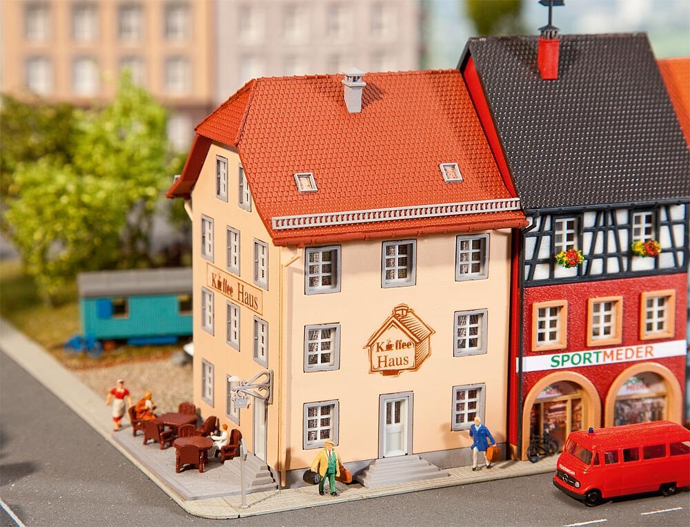 faller-232332-altstadt-cafe.jpg