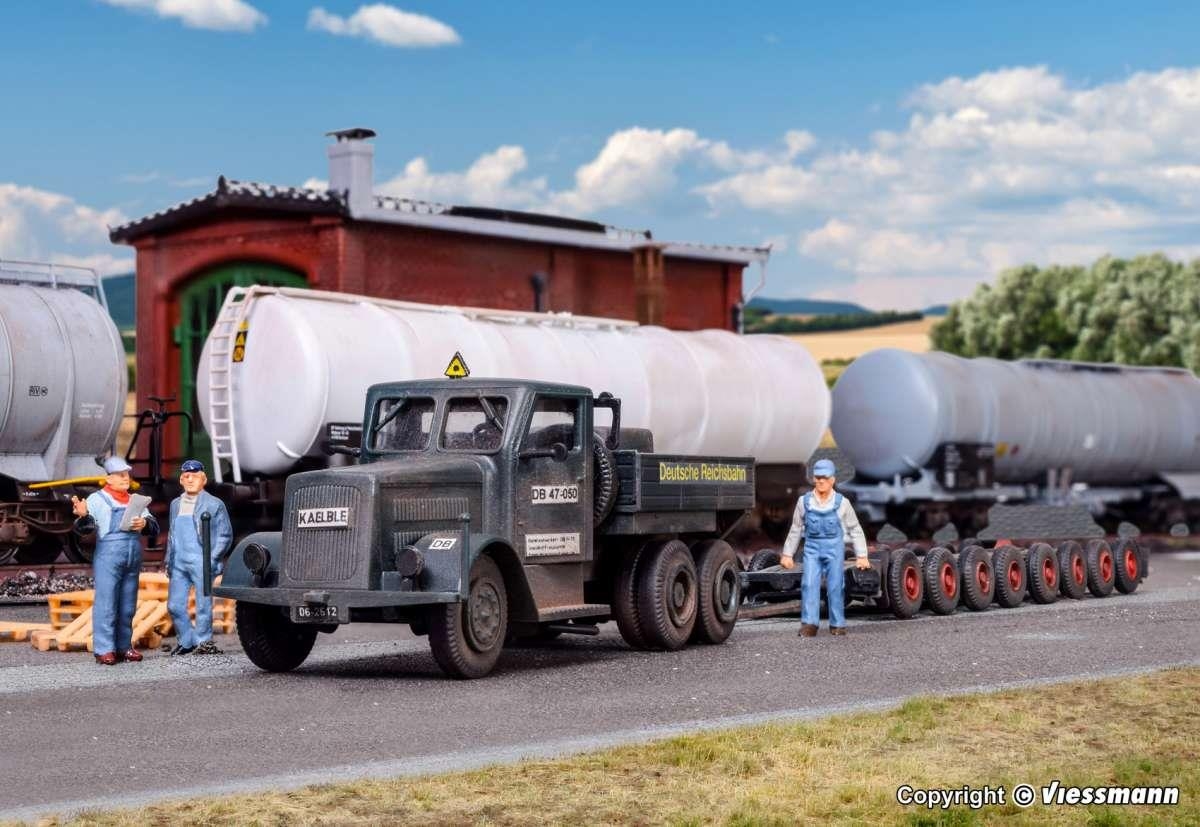 kibri-13570-h0-kaelble-zugmaschine-mit-strassenroller.jpg