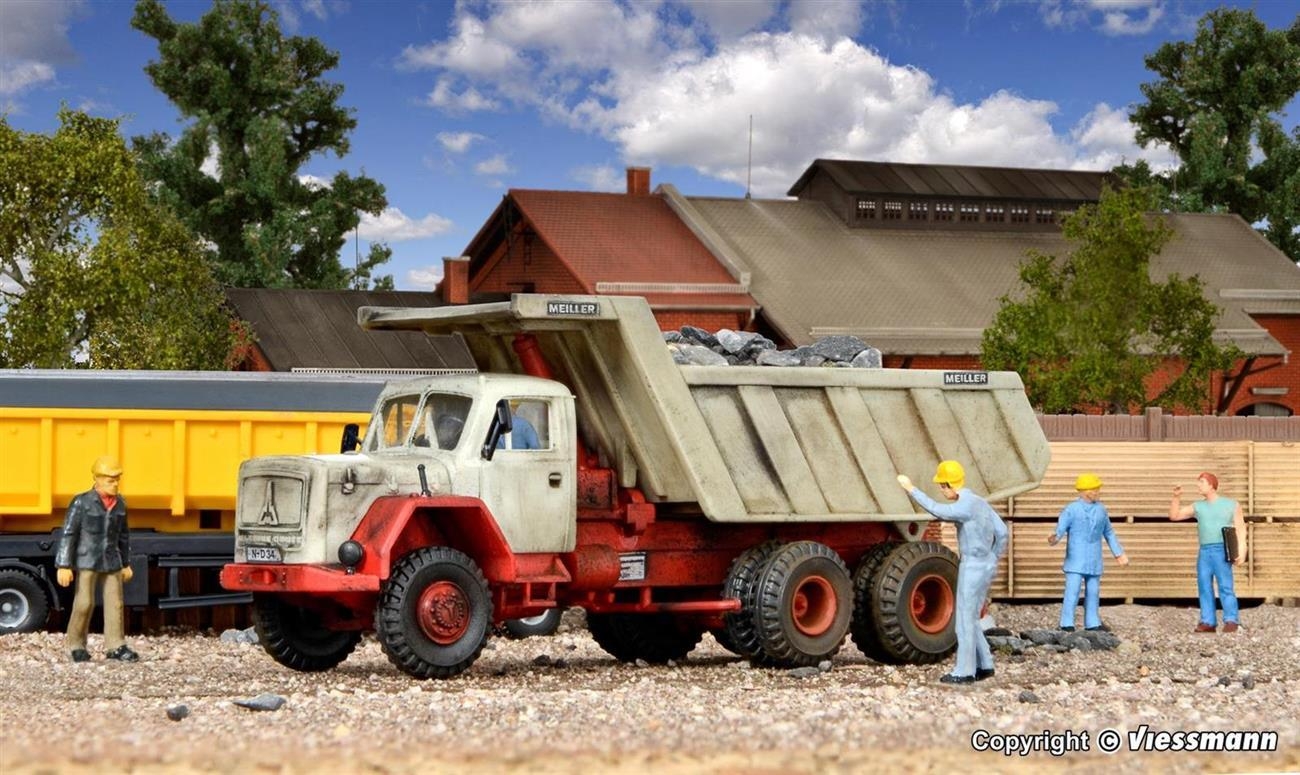 kibri-14031-h0-magirus-mit-meiller-gesteinsmulde.jpg