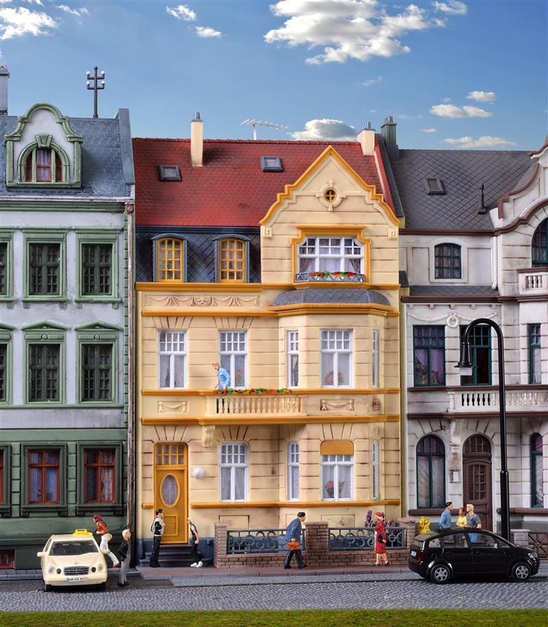 kibri-39101-h0-buergerhaus-mit-erker-in-bonn.jpg