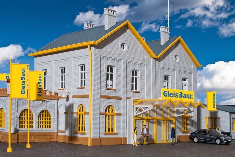 kibri-39323-h0-verwaltungsgeb-gleisbau.jpg