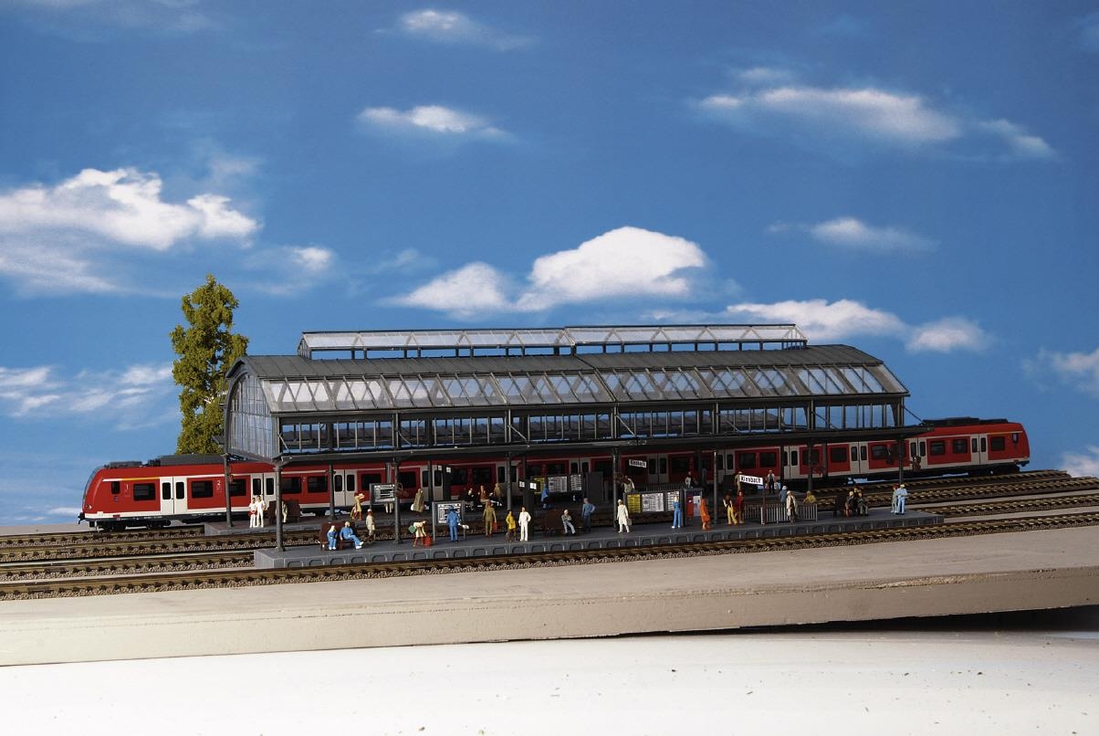 kibri-39568-h0-bahnsteighalle-kienbach.jpg