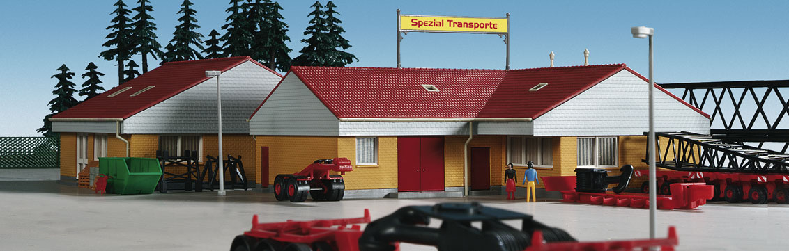 kibri-9202-betriebshof-spezial-transporte-4002235092023.jpg