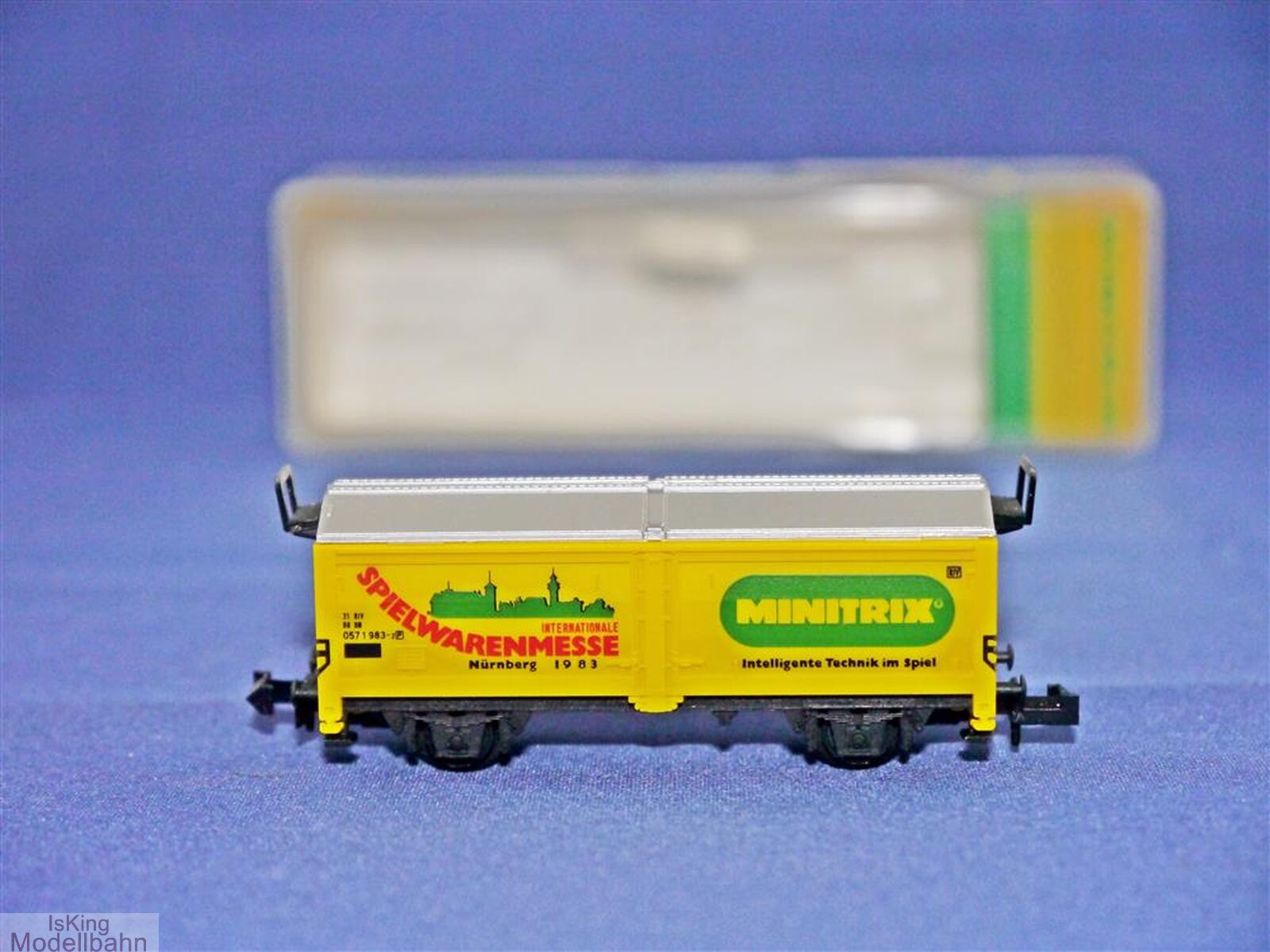 minitrix-3530-hubdachwagen-spielwarenmesse-nuernberg.jpg