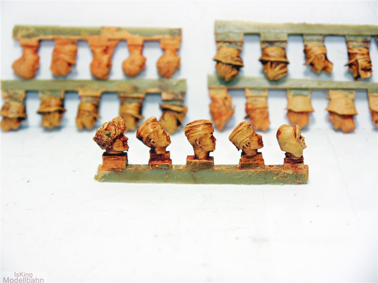 resin-koepfe-soldaten-wwermacht-bemalt-1-35.jpg