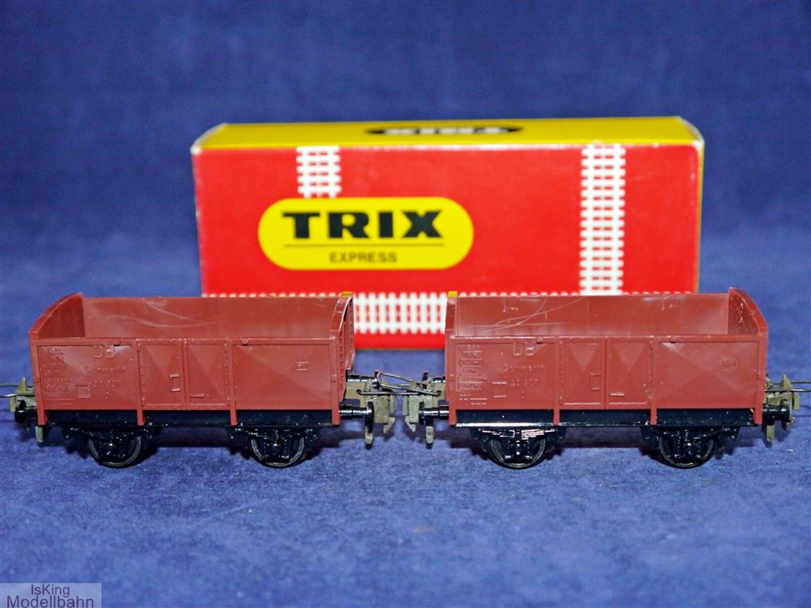 trix-express-3450-ho-gueterwagen-schwerin.jpg