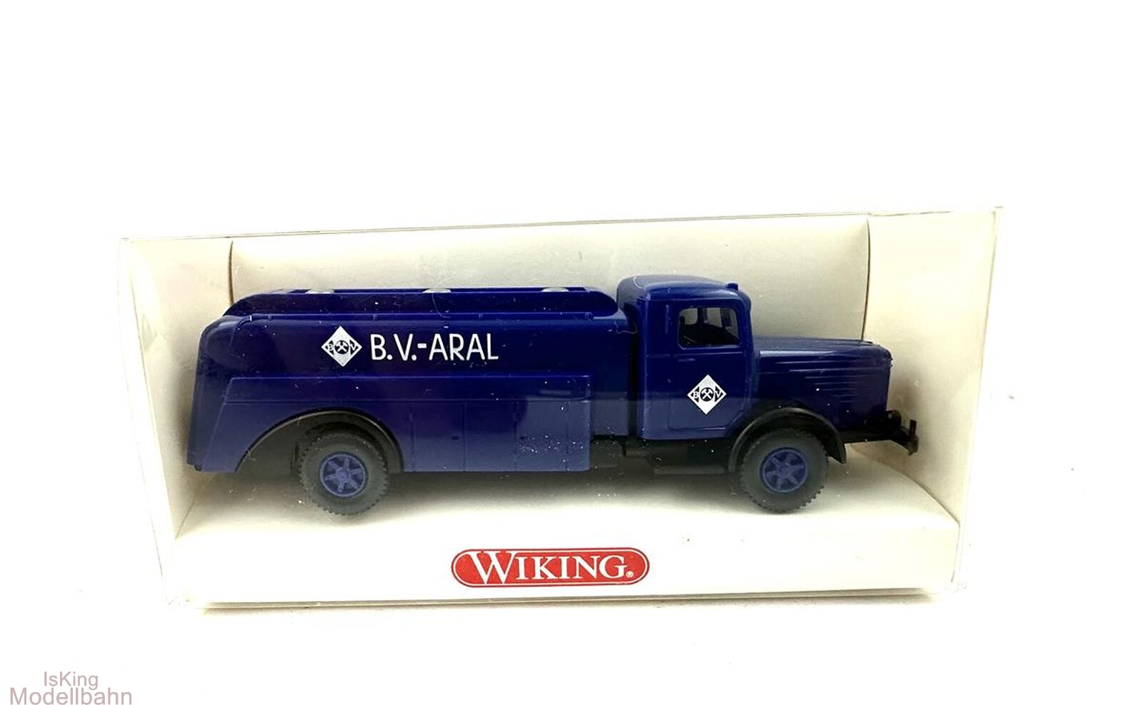 wiking-883-01-24-buessing-tankwagen-aral.jpg