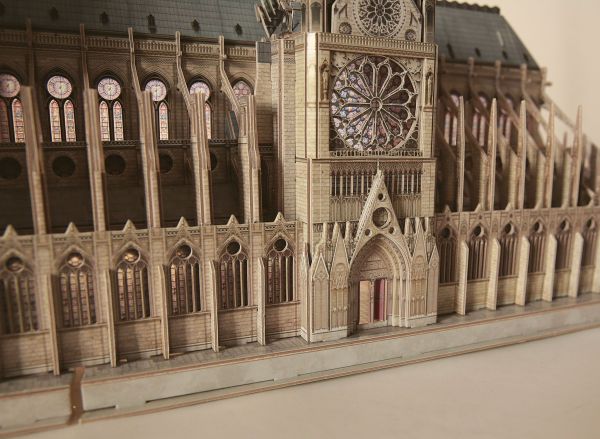 0_0_00190_notre_dame_de_paris_09.jpg