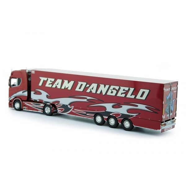 7_4_74279-tekno-scania-s-highline-d-angelo-huracan4.jpg
