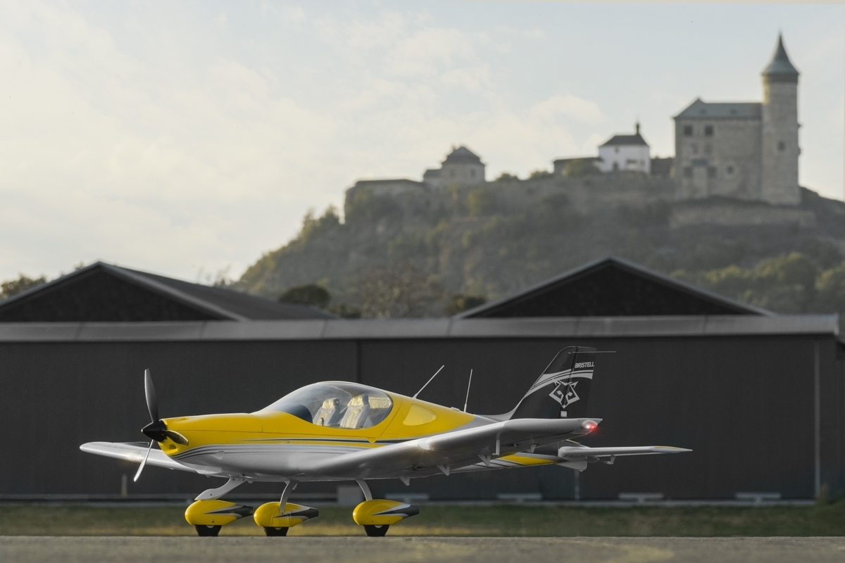 Bristell_B23_Kavan_gelb_11.jpg