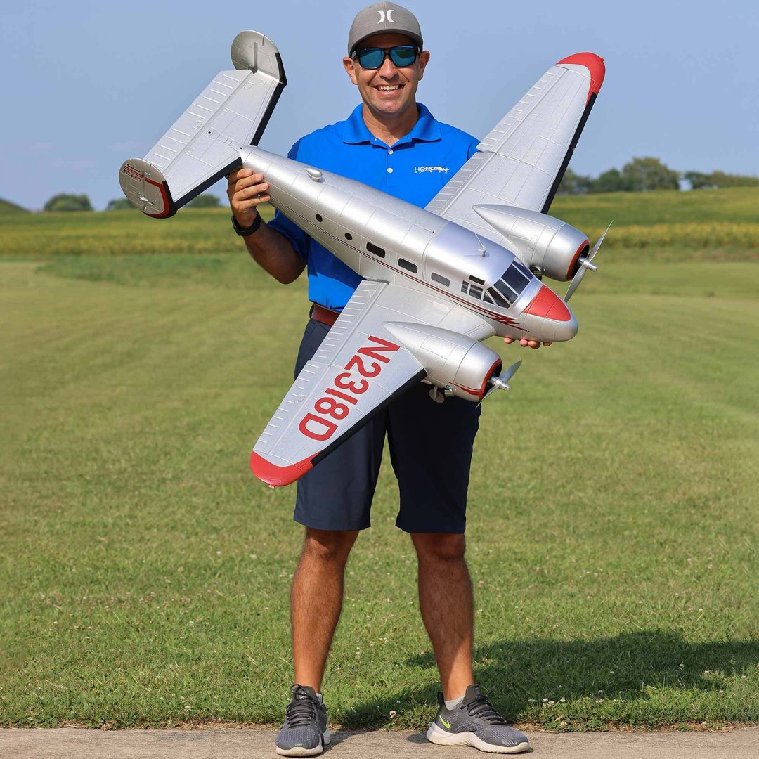 EFL106250_BeechcraftD18_Eflite.jpg