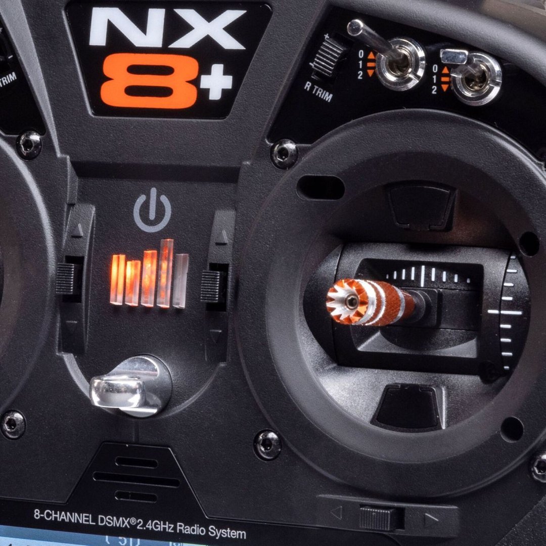 Spektrum_NX8_Sender_6.jpg