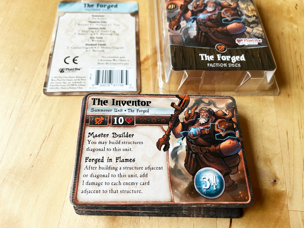 Summoner_wars_2nd_edition_EN_The_Forged_gamersHQ_02_1280x1280.jpg